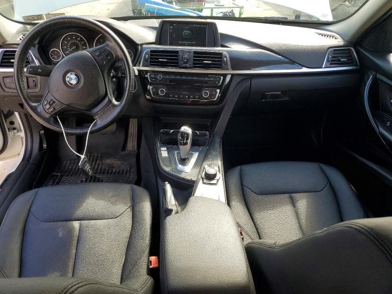 2018 BMW 320 XI 8