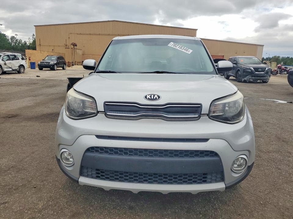 2019 KIA SOUL + 5