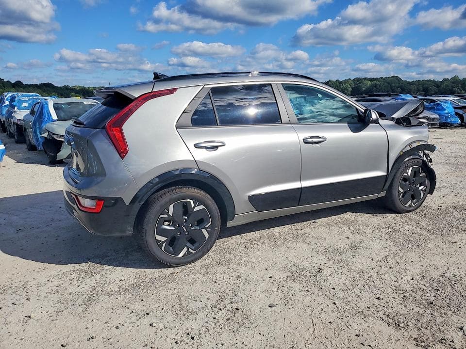 2023 KIA NIRO WIND 3