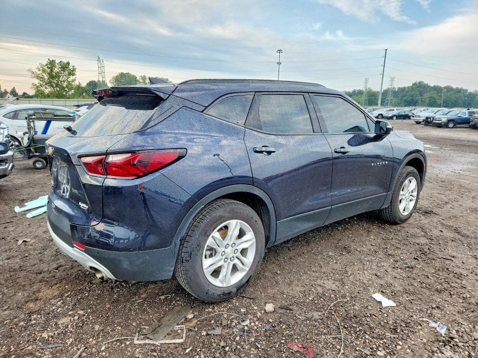 2021 CHEVROLET BLAZER 2LT 3