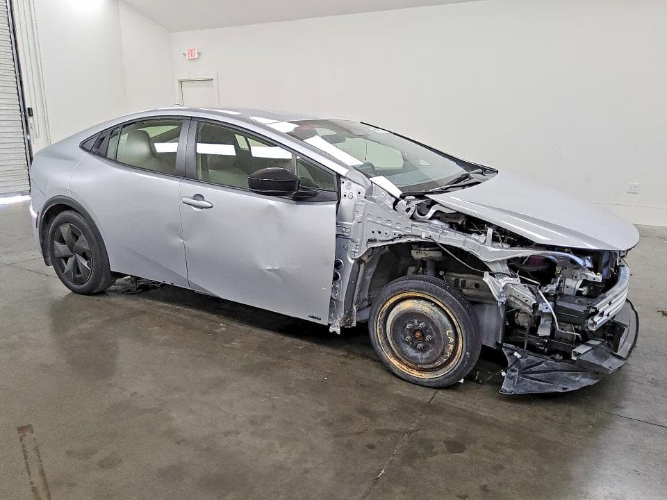 2024 TOYOTA PRIUS LE 4