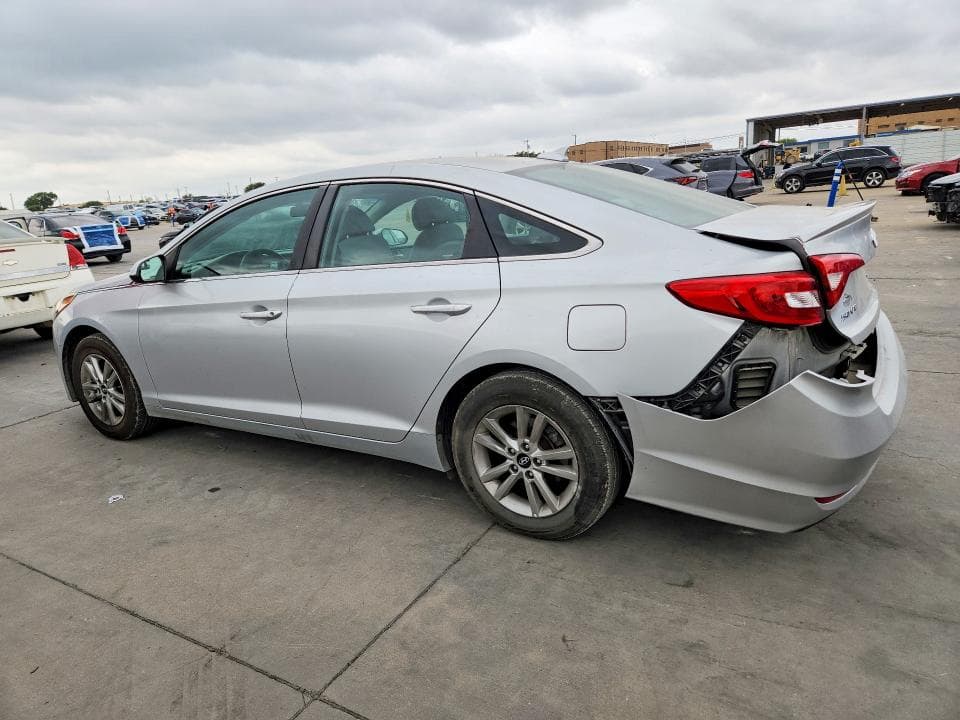 2017 HYUNDAI SONATA SE 2