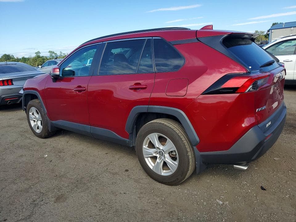 2019 TOYOTA RAV4 XLE 2