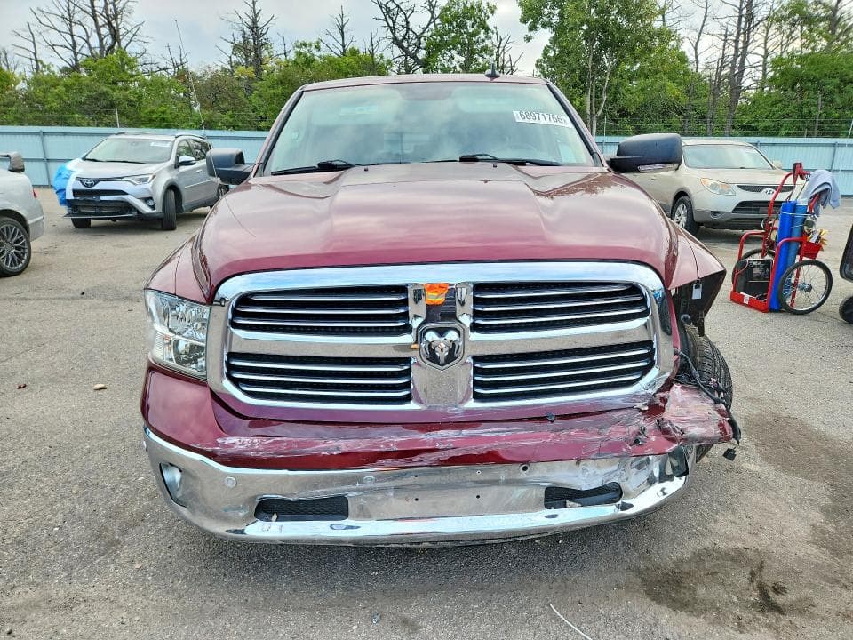 2017 RAM 1500 SLT 5