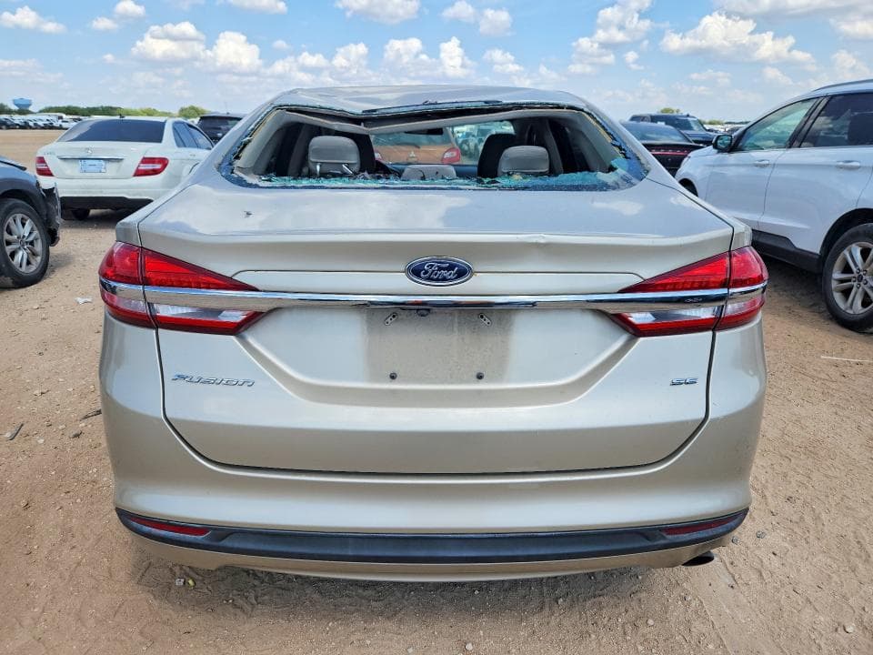 2017 FORD FUSION SE 6