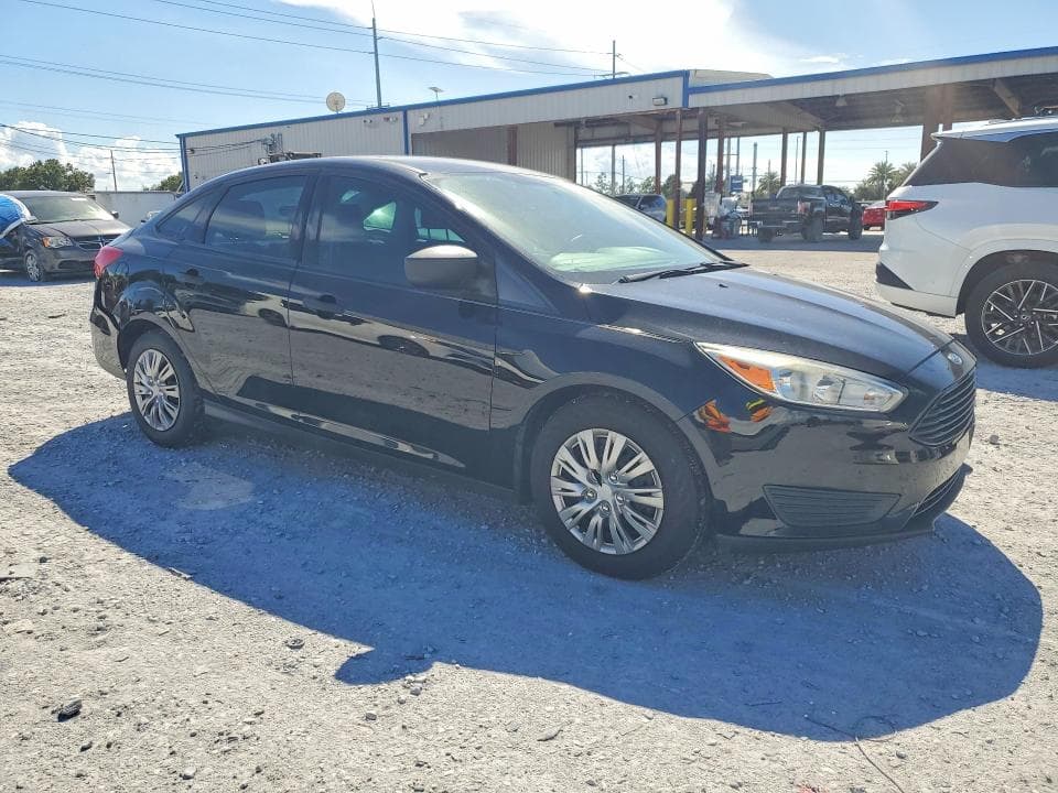 2018 FORD FOCUS S 4