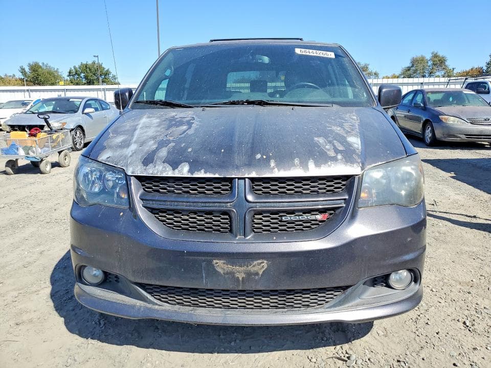 2017 DODGE GRAND CARAVAN GT 5