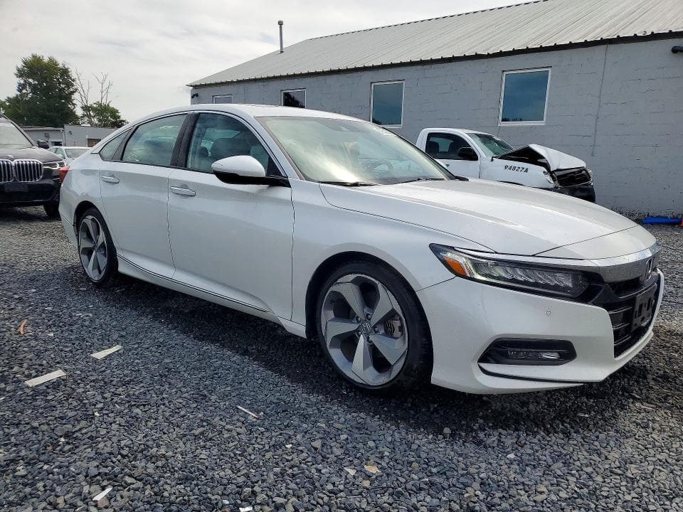 2018 HONDA ACCORD TOURING 4