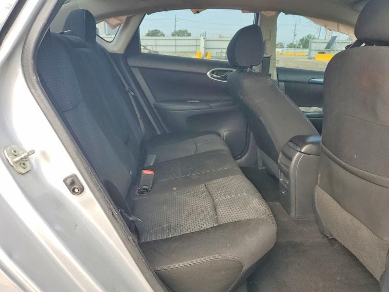2019 NISSAN SENTRA SR 10