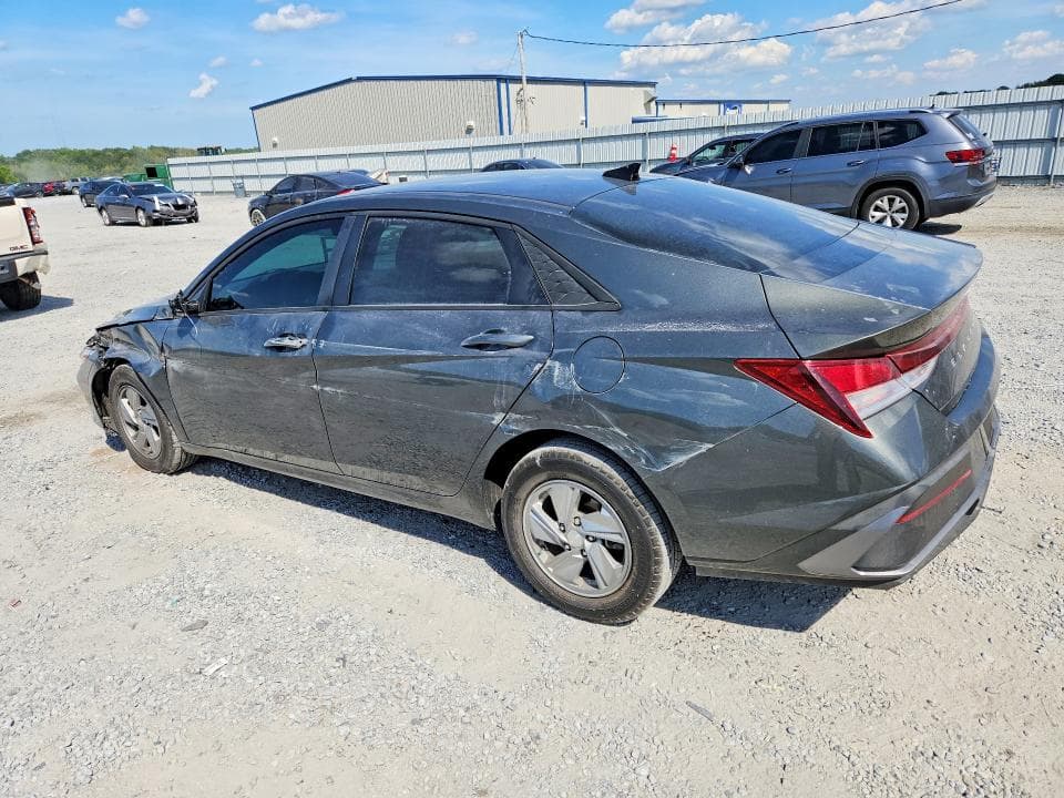 2024 HYUNDAI ELANTRA SE 2