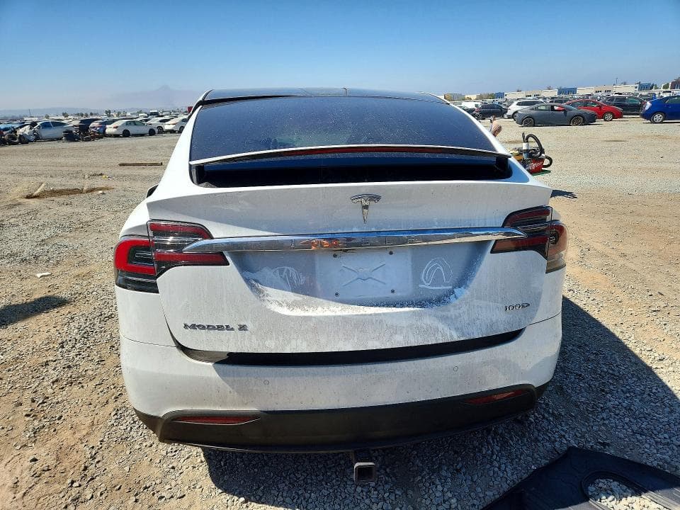 2018 TESLA MODEL X 6