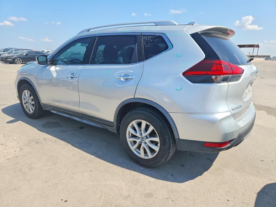 2018 NISSAN ROGUE SV 2
