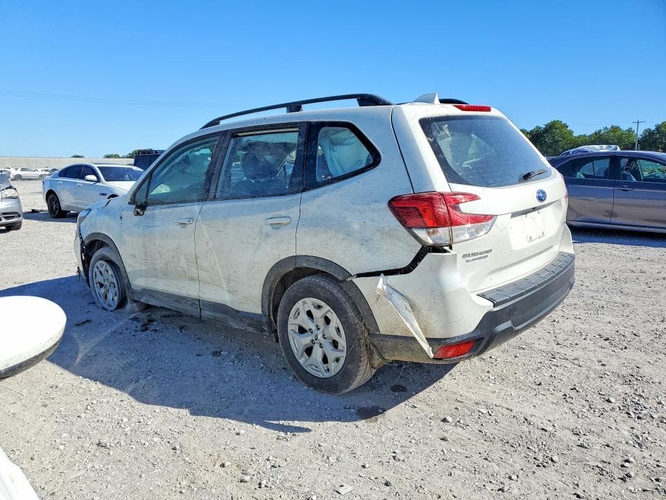 2021 SUBARU FORESTER 2