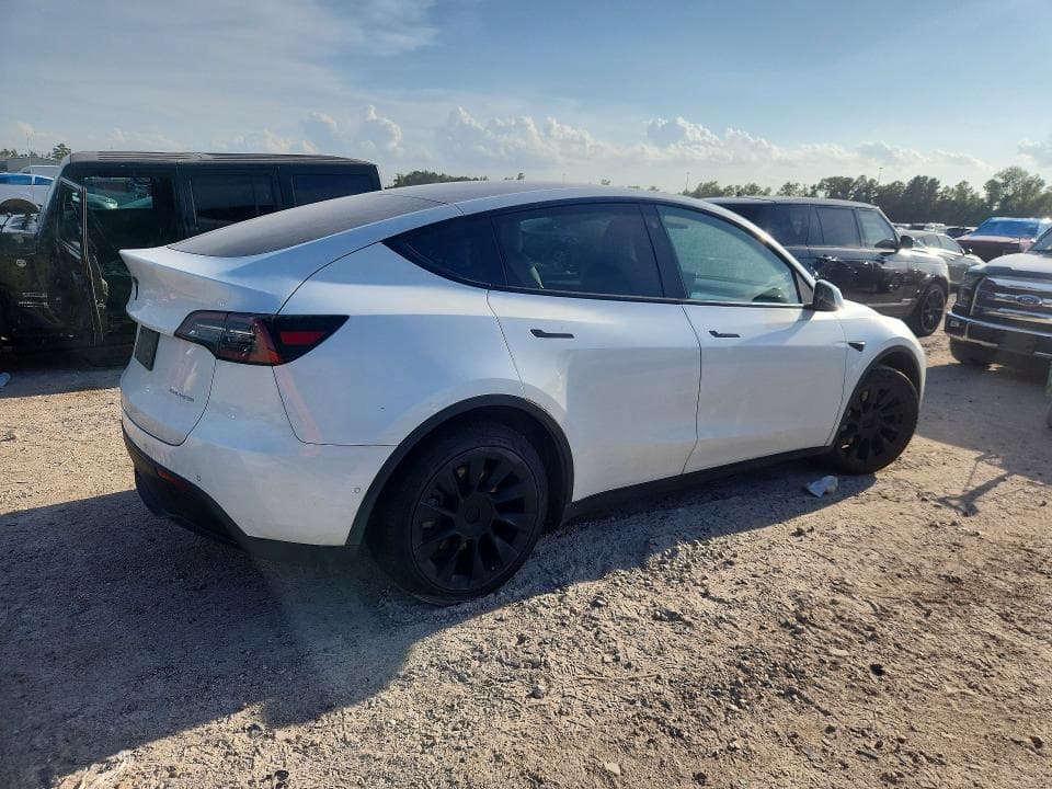 2022 TESLA MODEL Y 3