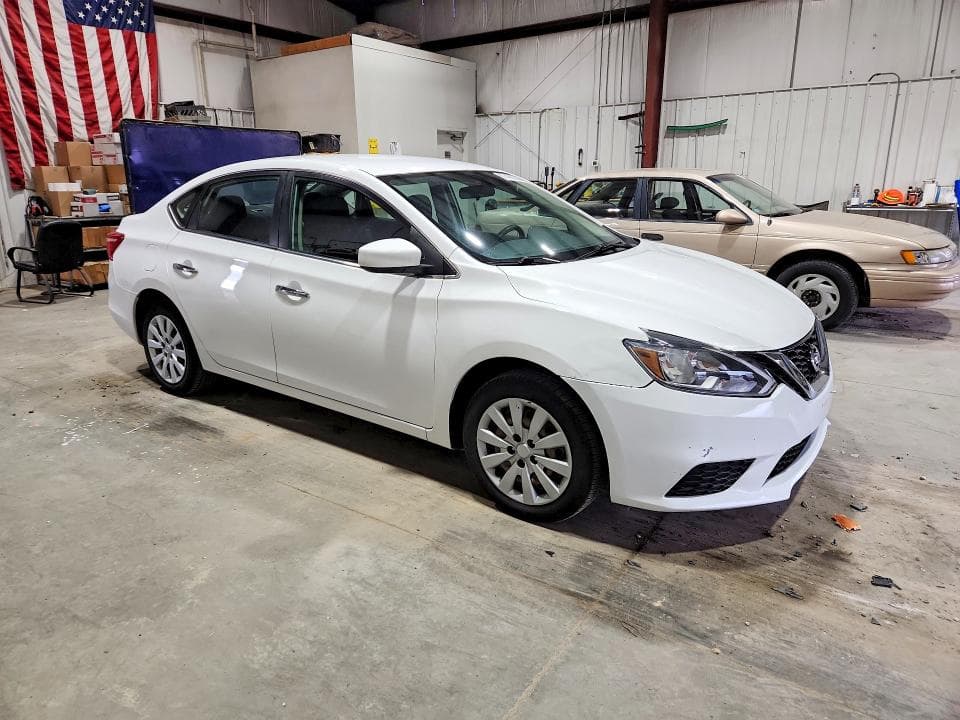 2019 NISSAN SENTRA S 4