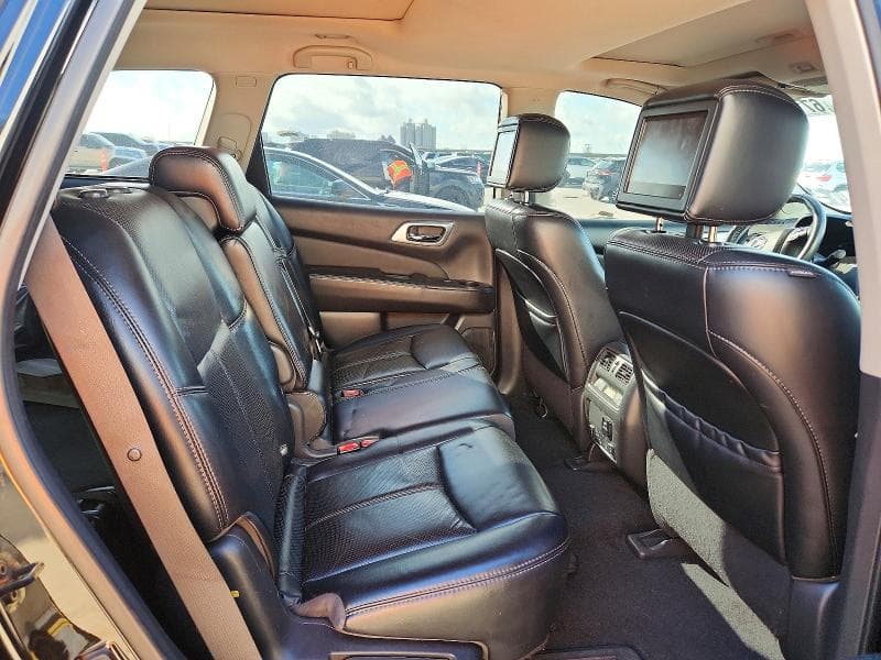 2017 NISSAN PATHFINDER PLATINUM 11