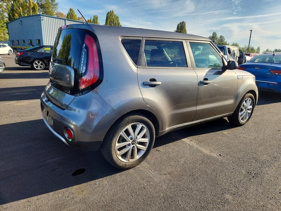2018 KIA SOUL + 3