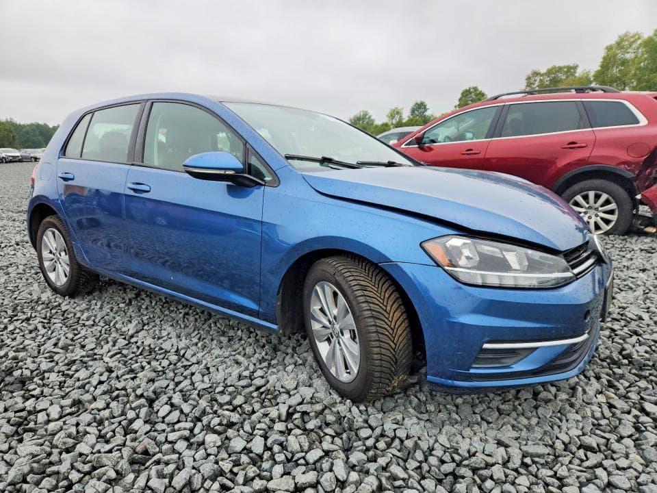 2021 VOLKSWAGEN GOLF 4