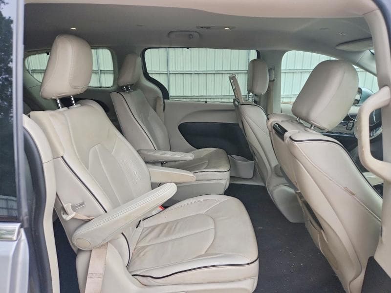 2018 CHRYSLER PACIFICA HYBRID LIMITED 11