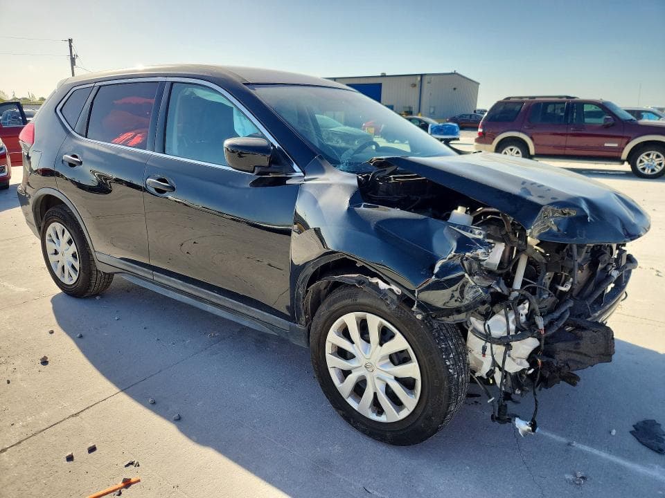 2017 NISSAN ROGUE S 4