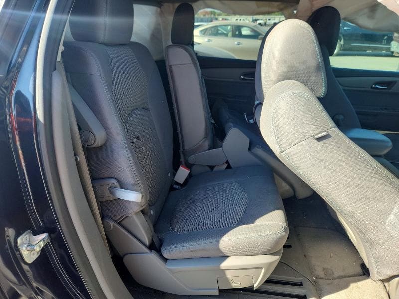 2017 CHEVROLET TRAVERSE LS 10