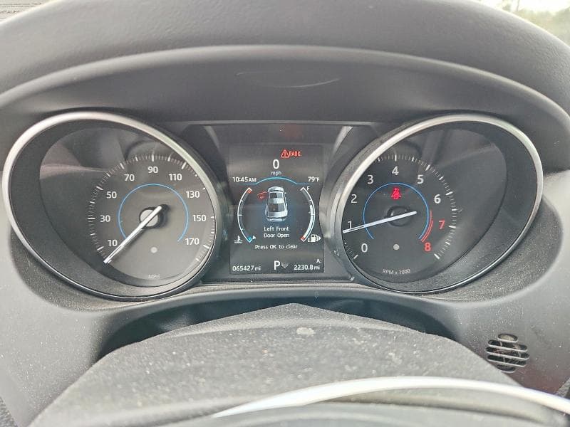 2017 JAGUAR XE PRESTIGE 9