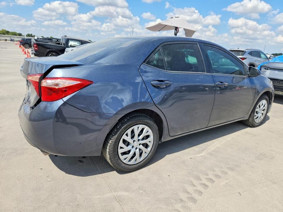 2019 TOYOTA COROLLA LE 3