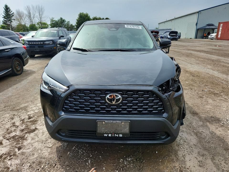 2023 TOYOTA COROLLA CROSS LE 5