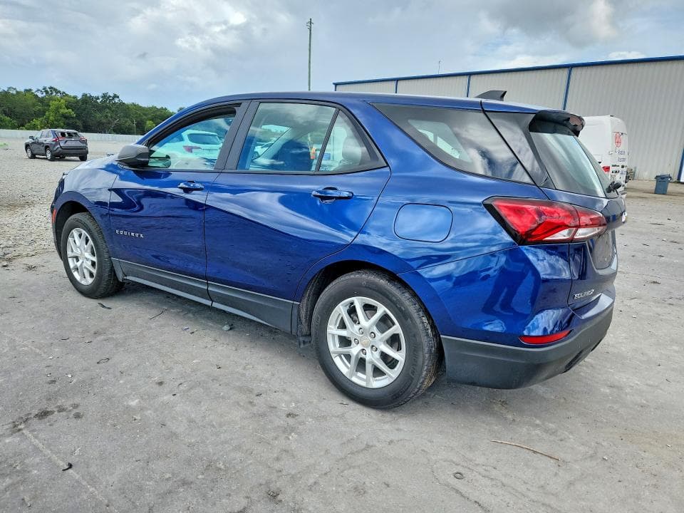 2022 CHEVROLET EQUINOX LS 2
