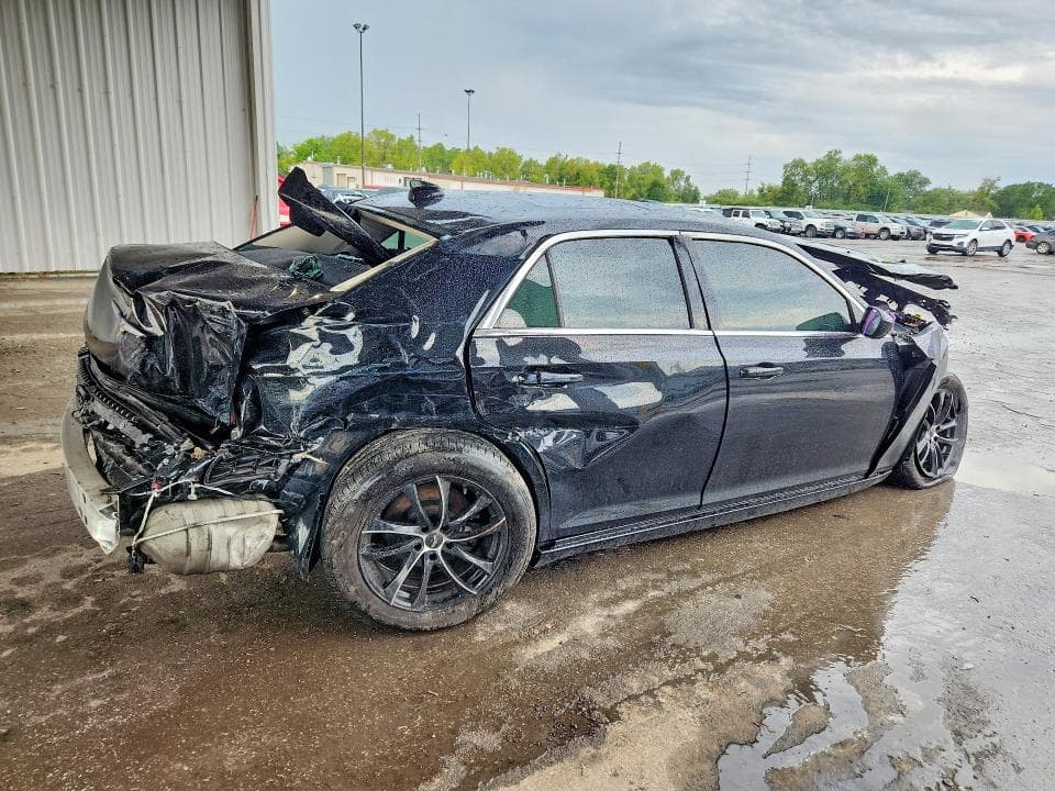 2019 CHRYSLER 300 TOURING 3