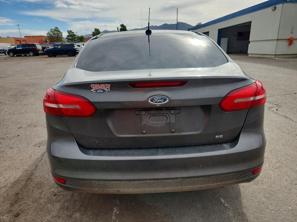 2017 FORD FOCUS SE 6