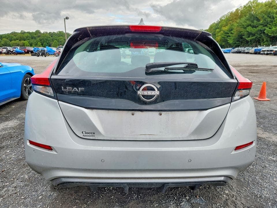 2023 NISSAN LEAF S 6