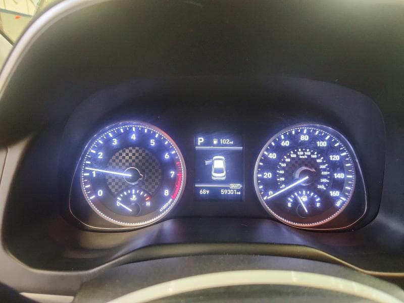 2020 HYUNDAI ELANTRA SE 9