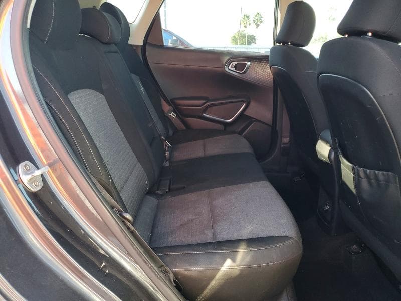 2021 KIA SOUL EX 11