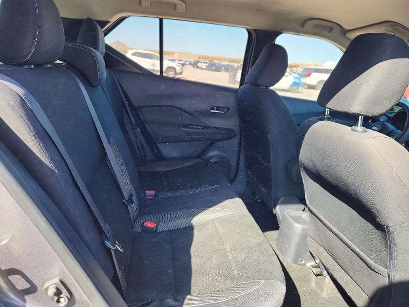 2019 NISSAN KICKS SV 10