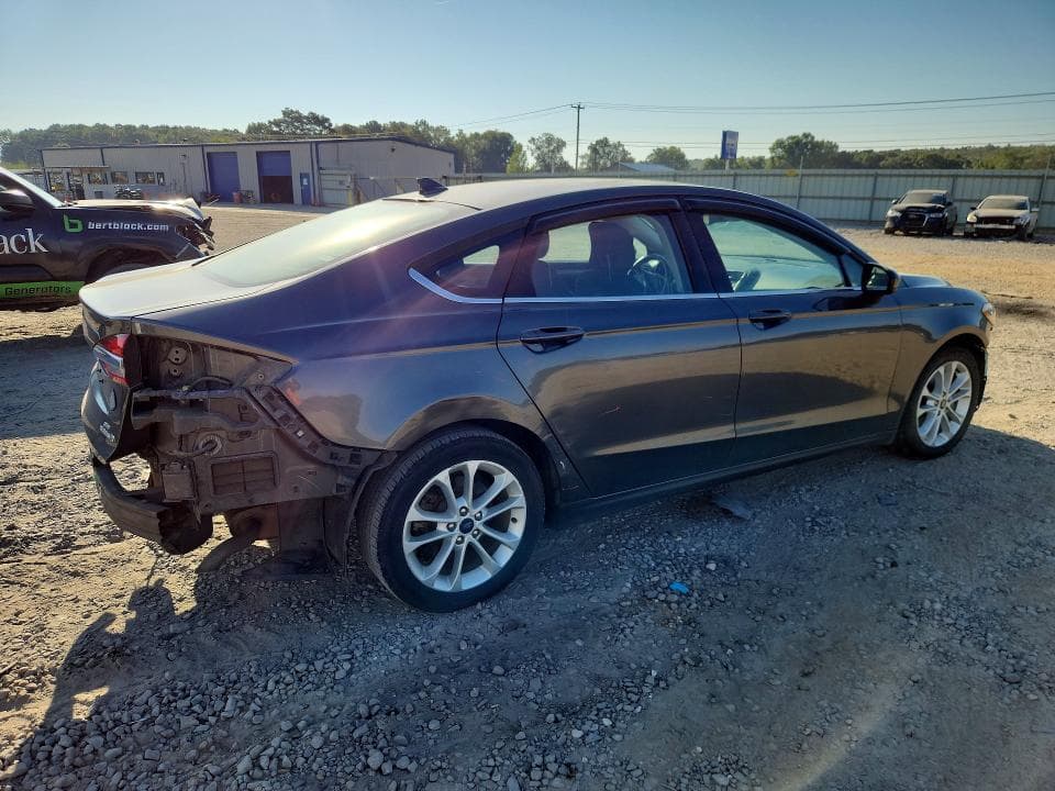 2019 FORD FUSION SE 3