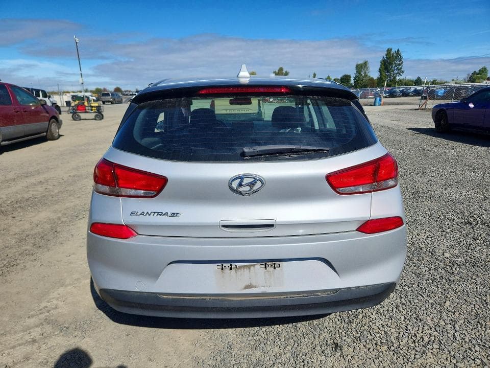 2018 HYUNDAI ELANTRA GT BASE 6