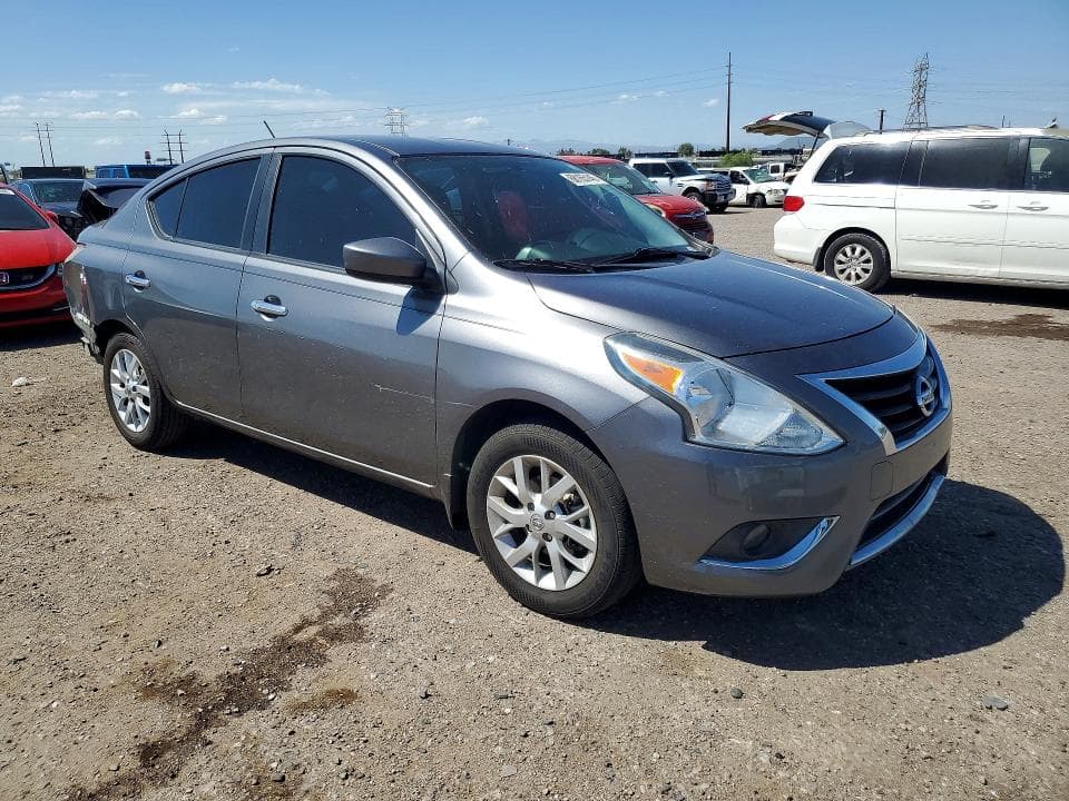 2017 NISSAN VERSA 1.6 S 4