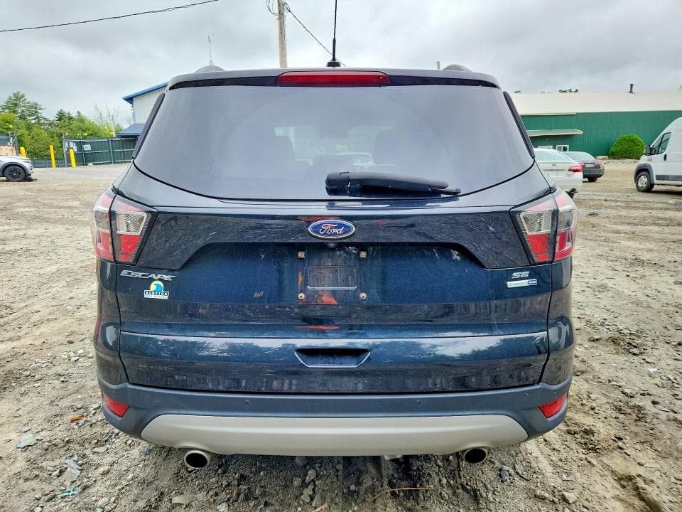 2017 FORD ESCAPE SE 6