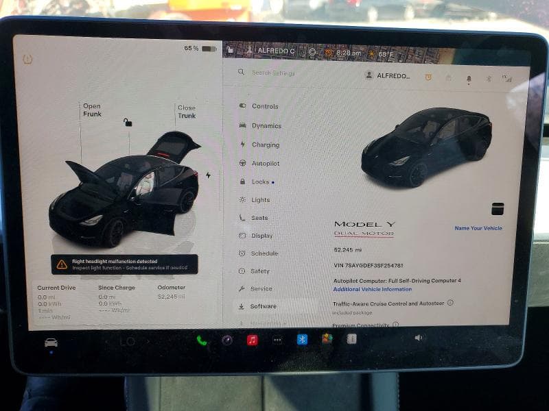 2025 TESLA MODEL Y 9