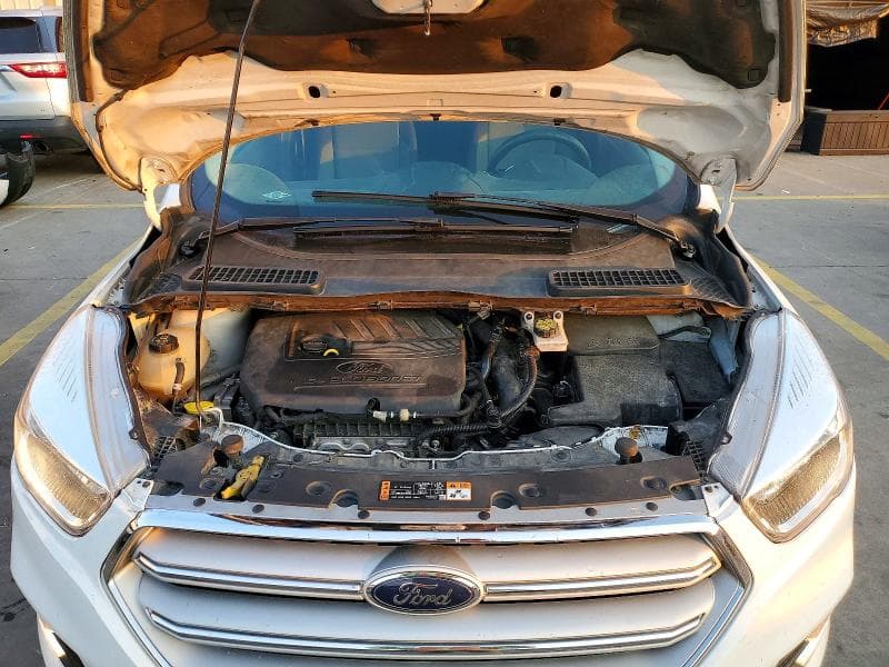2018 FORD ESCAPE SE 12