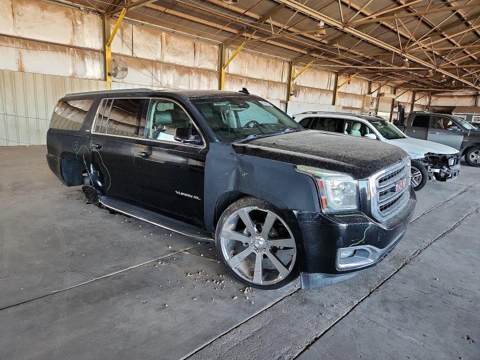 2017 GMC YUKON XL C1500 SLT 4