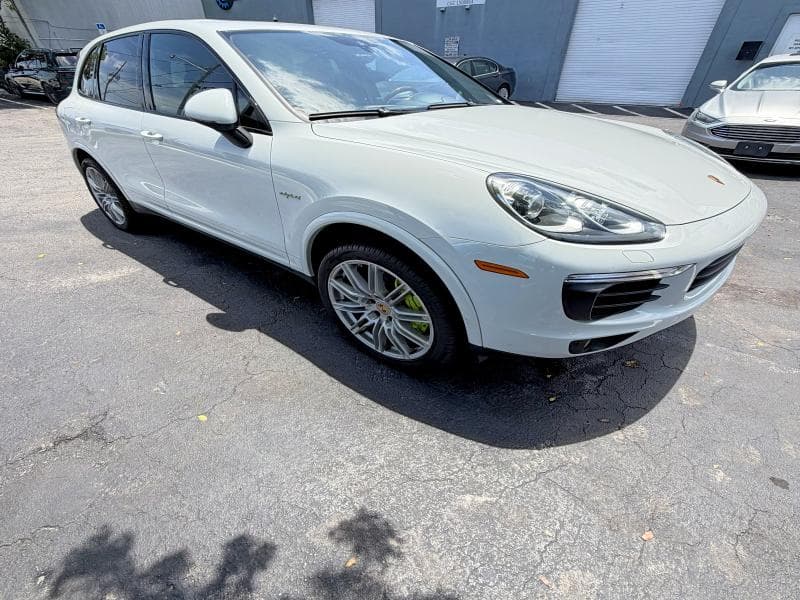 2017 PORSCHE CAYENNE SE HYBRID PLATINUM - 1