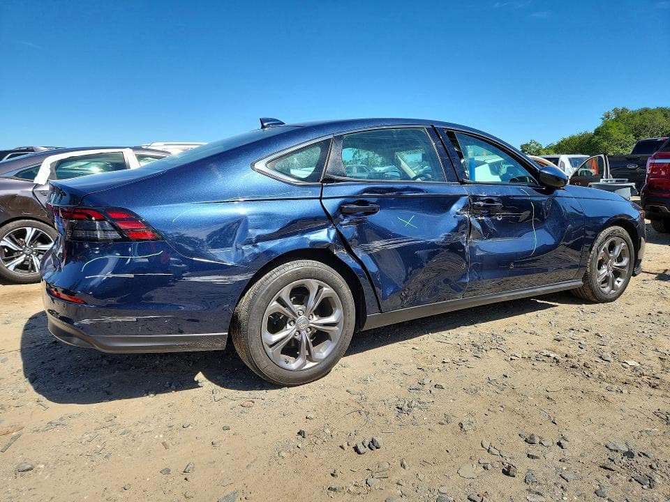 2024 HONDA ACCORD EX 3