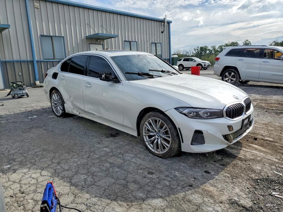 2024 BMW 330XI 4