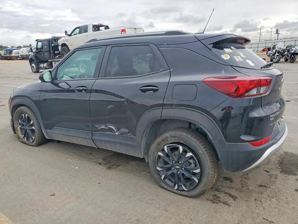 2023 CHEVROLET TRAILBLAZER LT 2