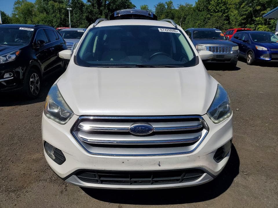 2017 FORD ESCAPE TITANIUM 5