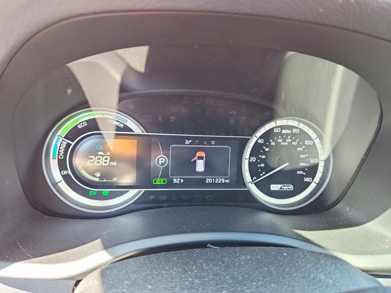 2019 KIA NIRO LX 9