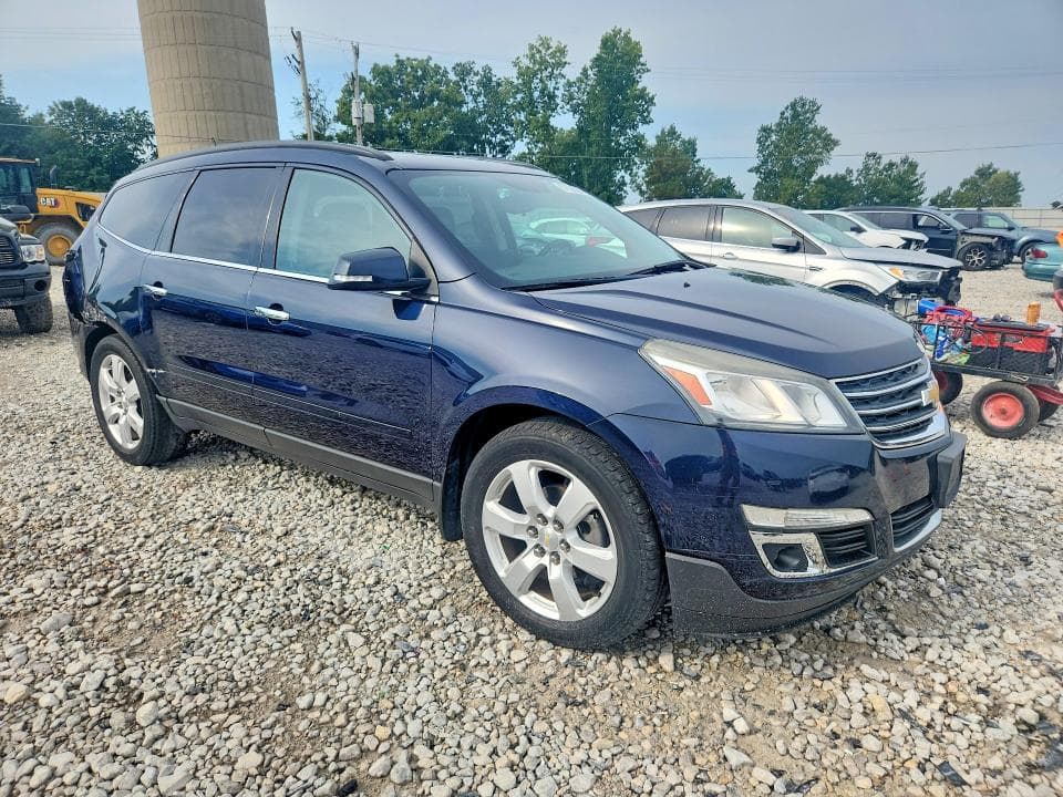 2017 CHEVROLET TRAVERSE LT 4