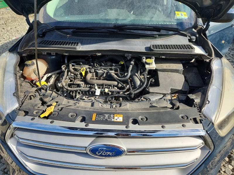 2019 FORD ESCAPE SE 11